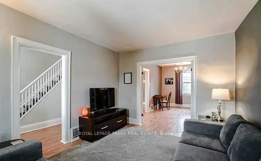 228 Ritson RD S, Oshawa, ON L1H 5H7