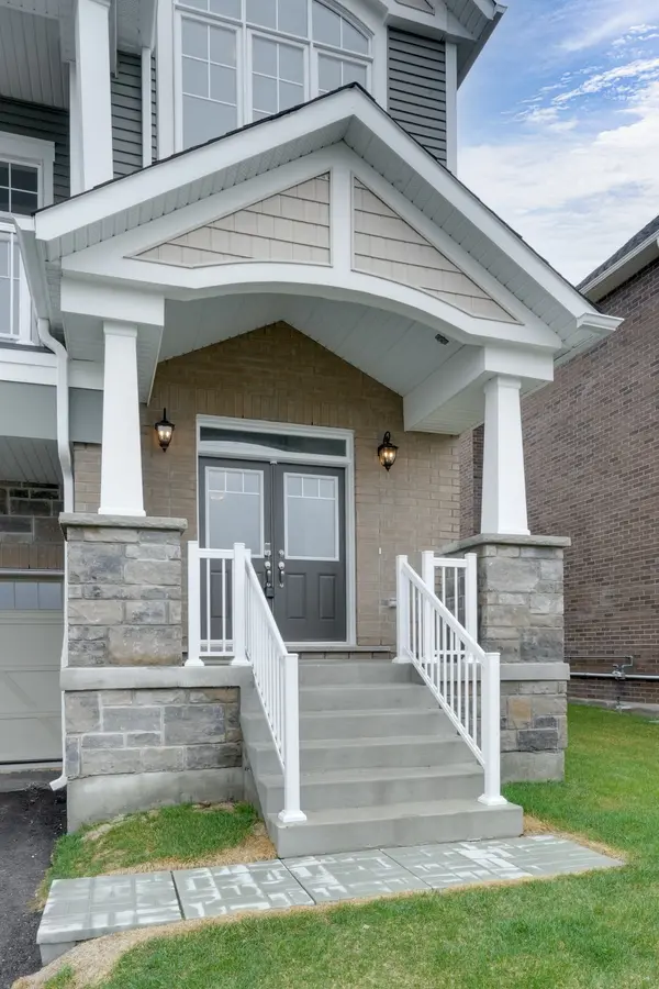 3071 Ireton ST, Innisfil, ON L9S 0R9