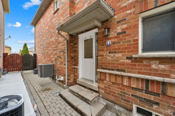 11 Alanno WAY, Vaughan, ON L4H 1P8