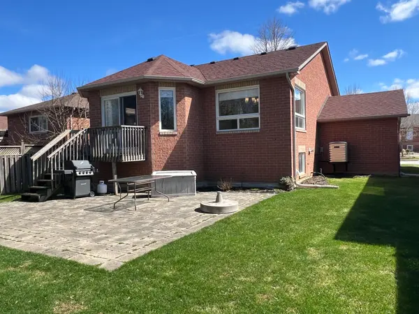 1 Telfer RD, Collingwood, ON L9Y 5H5