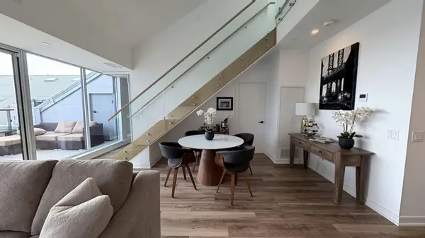 31 Huron ST #622, Collingwood, ON L9Y 5T7