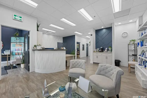 1723 BADHAM BOULEVARD #B, Regina, SK S4P 0L9