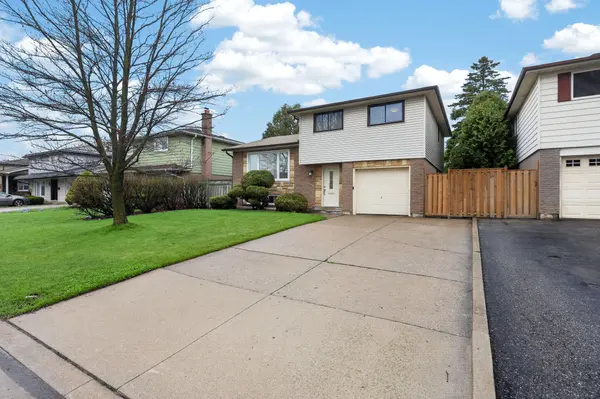 20 Willis DR, Brampton, ON L6W 1A9