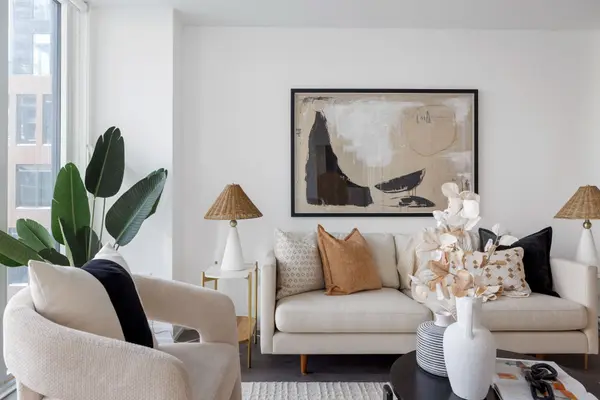 270 Dufferin ST #327, Toronto W01, ON M6K 0H8