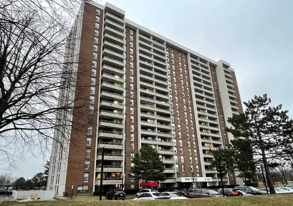 4 King Cross RD #307, Brampton, ON L6T 3X8