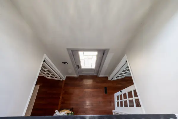 2006 Glenada CRES #7, Oakville, ON L6H 5R9