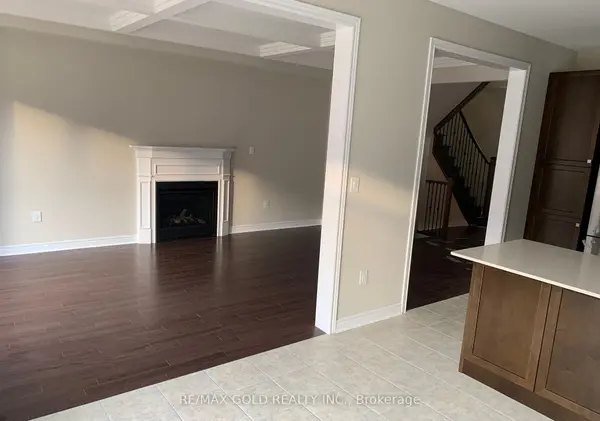 140 Finegan CIR, Brampton, ON L7A 0B7