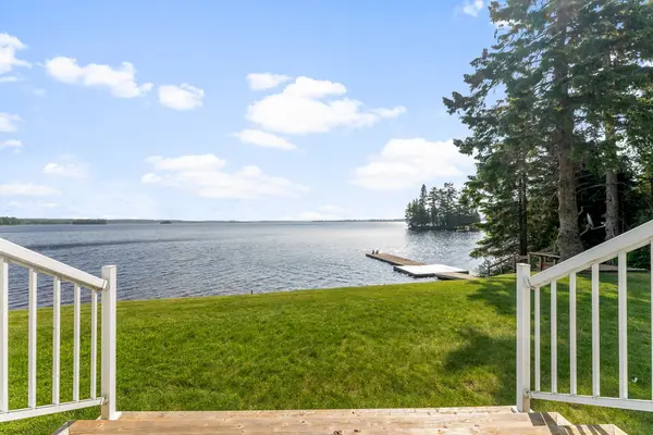 541 Morglan LN, Greater Madawaska, ON K0J 1H0