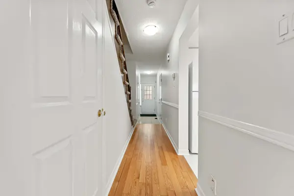 17 Locheland CRES, Barrhaven, ON K2G 6H2