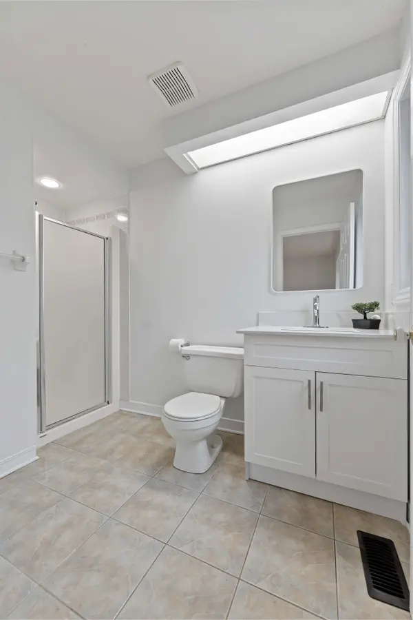 17 Locheland CRES, Barrhaven, ON K2G 6H2