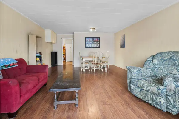 47 Daniel ST S, Arnprior, ON K7S 2L5