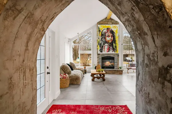 33 Rutherford CRES, Kanata, ON K2K 1N1