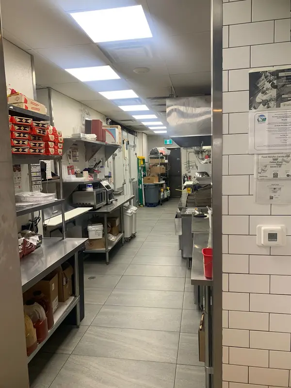 243 North Front ST, Belleville, ON K8P 3C3