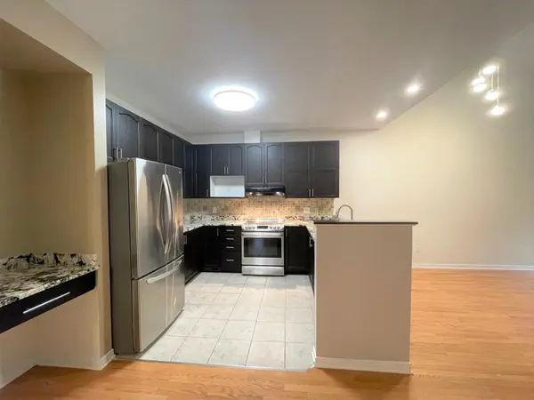 180 Hartsmere DR, Stittsville - Munster - Richmond, ON K2S 2H4