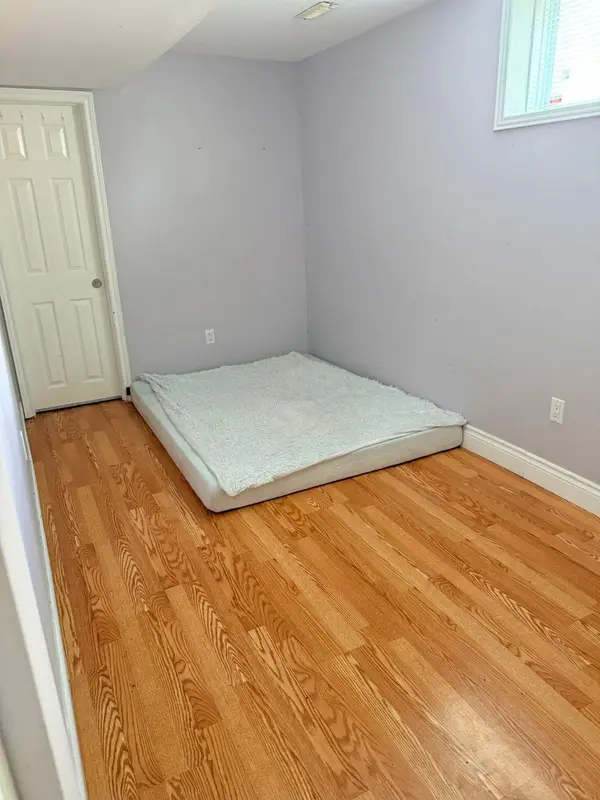 1150 Kipps LN #bedroom 2, London East, ON N5Y 4S7