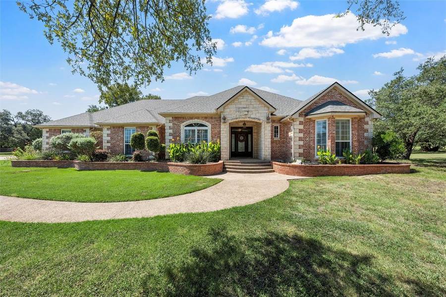 175 Winding Trail, Crawford, TX 76638