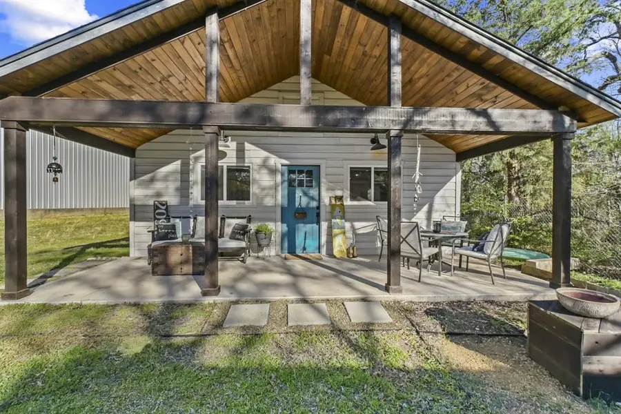 209 Pin Oak Drive, Pottsboro, TX 75076