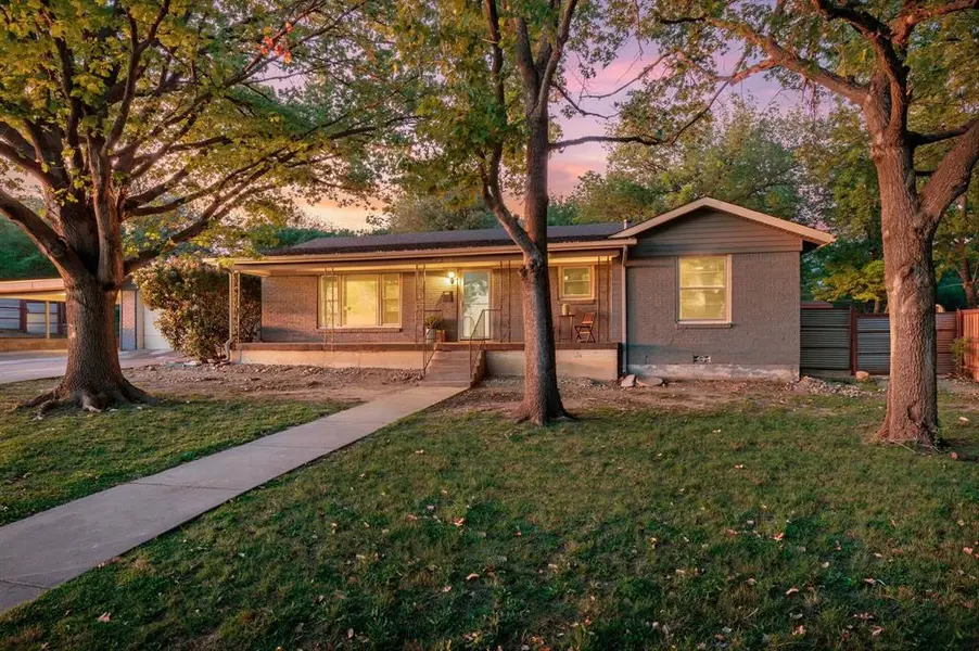 3154 Chamness Court, Haltom City, TX 76117