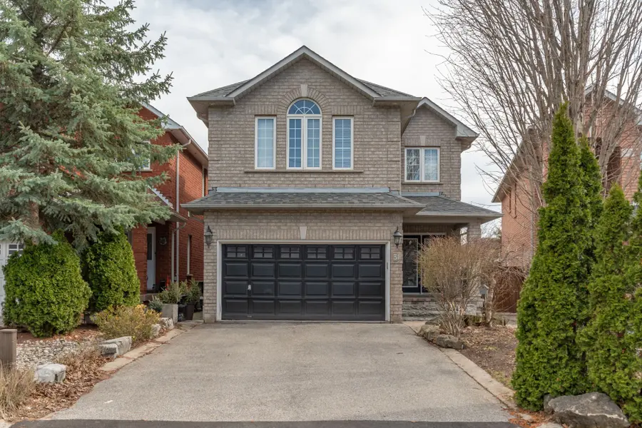 31 Water Garden LN, Vaughan, ON L4H 1N2