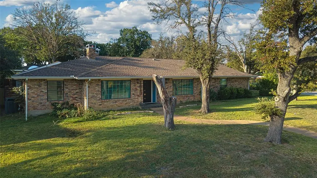 1413 British Boulevard, Grand Prairie, TX 75050