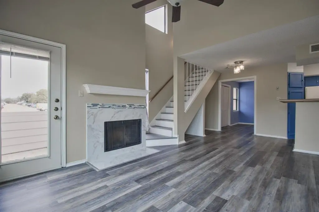 2301 Basil Drive #F211, Arlington, TX 76006