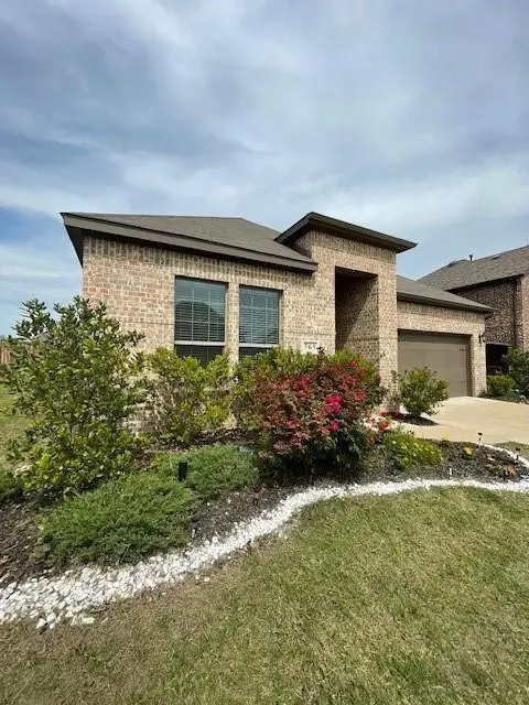 569 Spruce Trail, Forney, TX 75126