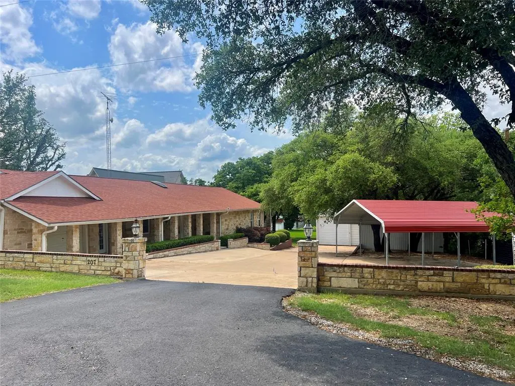 207 County Road 564, Eastland, TX 76448
