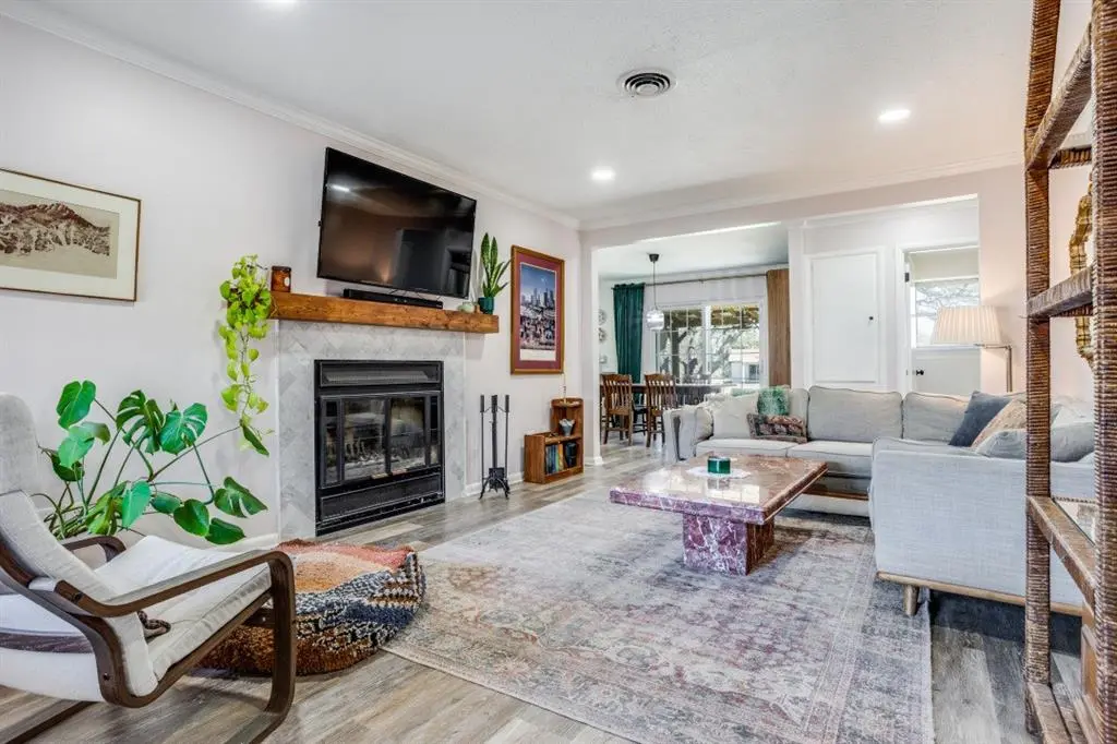 11123 Paddock Circle, Dallas, TX 75238