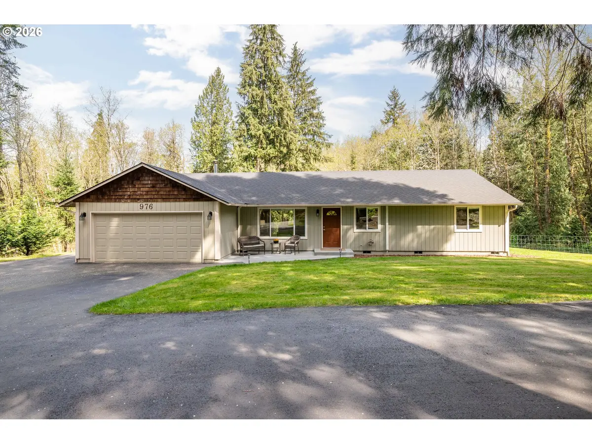 976 SANDY BEND RD, Castle Rock, WA 98611