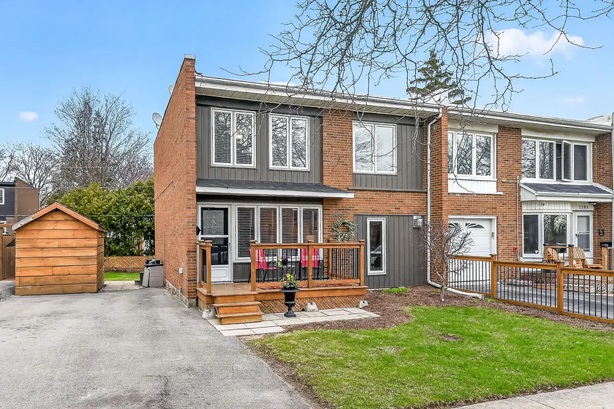 2387 Maryvale CT, Burlington, ON L7P 2P1