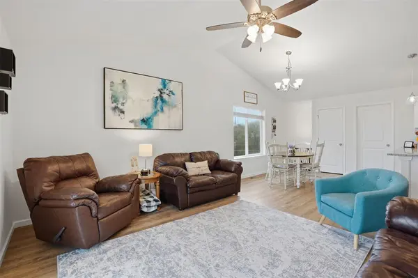 817 Hughes St, Coralville, IA 52241