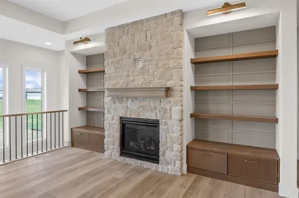 5501 Silver Ridge Rd, Marion, IA 52302