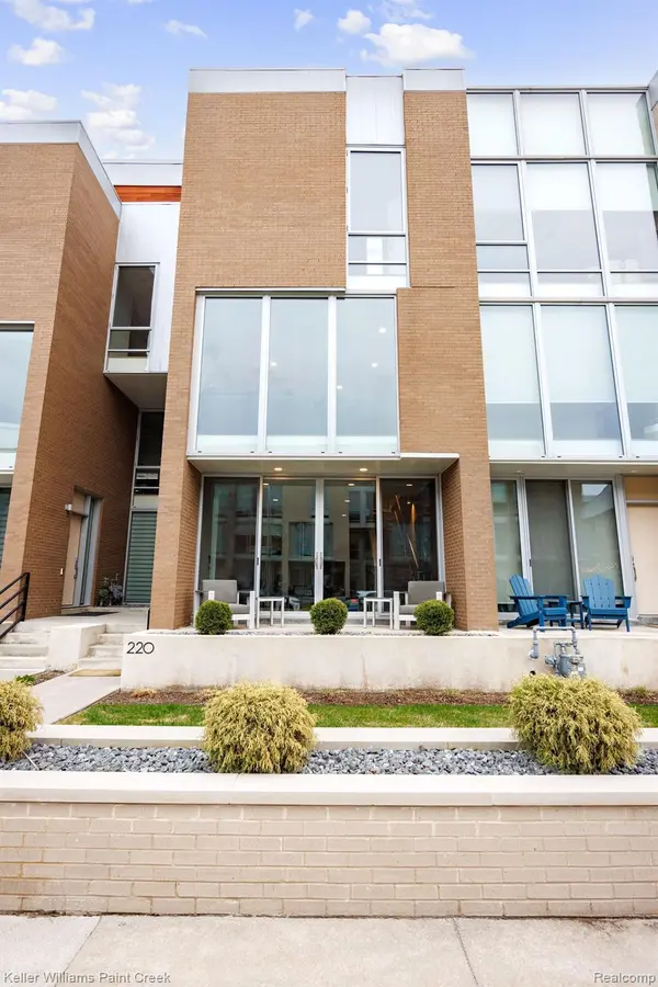 220 ALFRED ST, Detroit, MI 48201