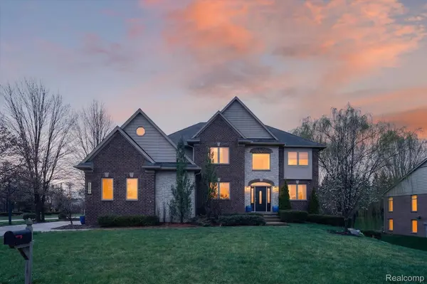 48877 Wildwood CT, Plymouth Charter Township, MI 48170