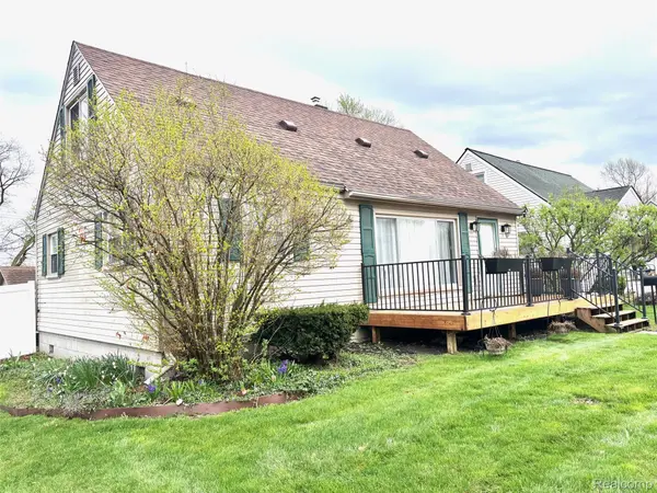 505 S Chocolay AVE, Clawson, MI 48017