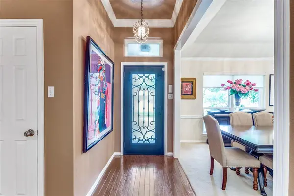 2229 Weatherbee Street, Fort Worth, TX 76110