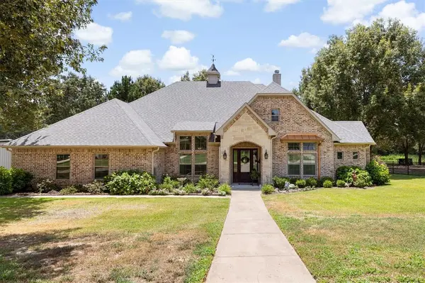 22828 Babes Landing, Lindale, TX 75771