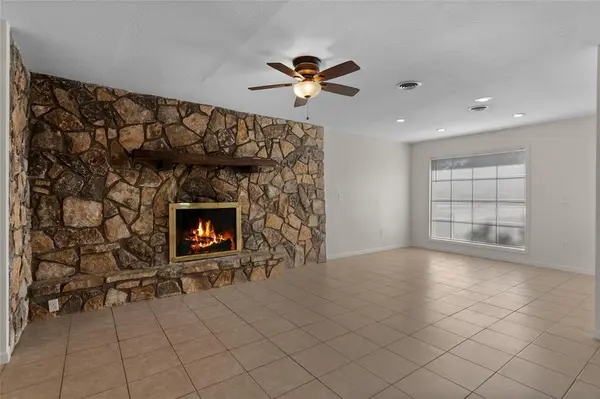 4102 Apache Trl Court, Granbury, TX 76048