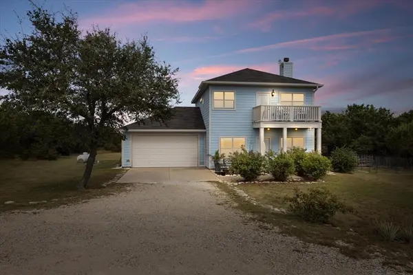 2035 Lakeside Drive, Bluff Dale, TX 76433