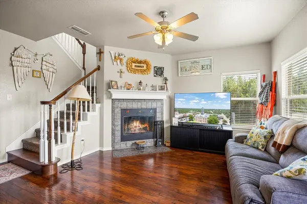 2035 Lakeside Drive, Bluff Dale, TX 76433