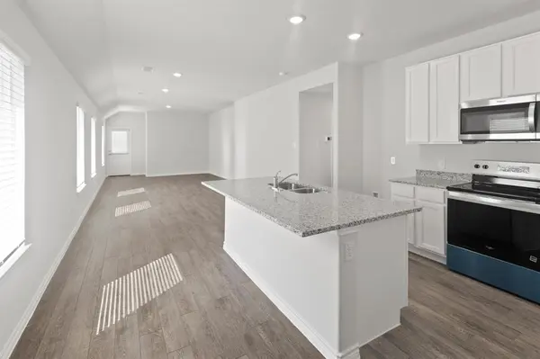 1604 Romans Road, Ennis, TX 75119