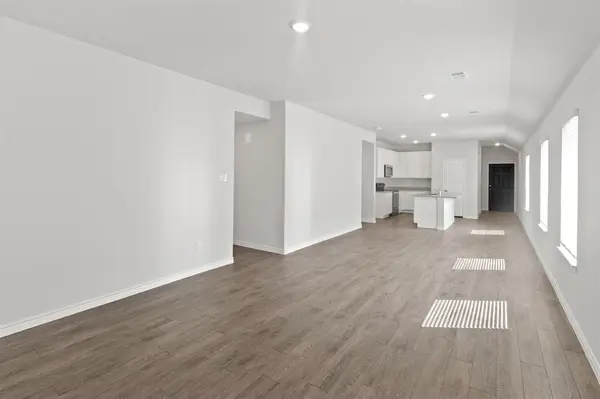 1604 Romans Road, Ennis, TX 75119