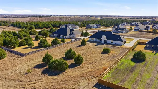 1431 Westgrove Lane, Waxahachie, TX 75165