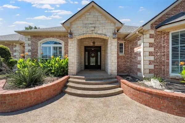 175 Winding Trail, Crawford, TX 76638