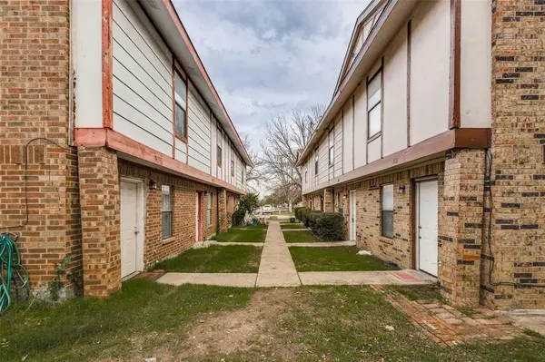 3065-3071 Olympia Drive, Denton, TX 76209