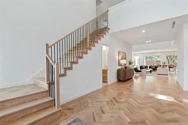 10565 Cromwell Drive, Dallas, TX 75229