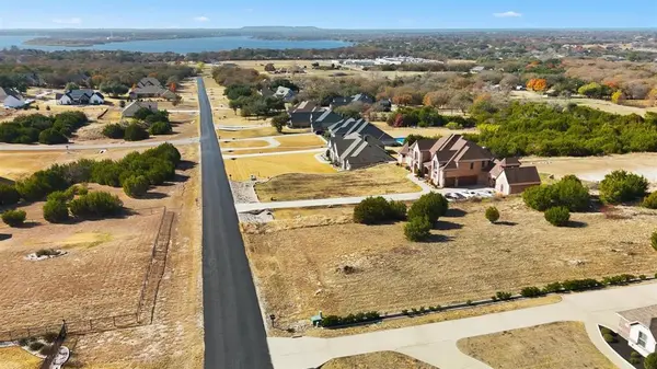 7076 Heathington Boulevard, Granbury, TX 76049
