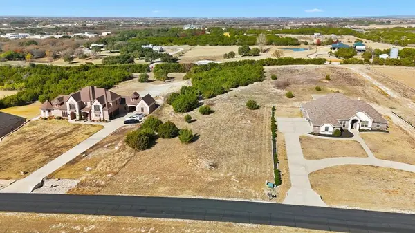 7076 Heathington Boulevard, Granbury, TX 76049