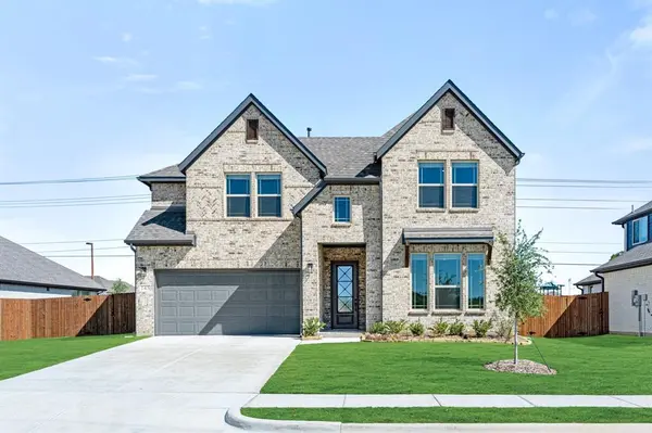 145 Whistling Duck Drive, Balch Springs, TX 75181