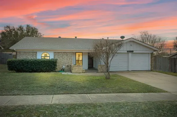 1720 Winchester Way, Bedford, TX 76022